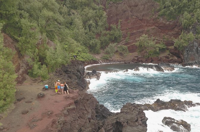 PRIVATE Road to Hana Tour - Waterfalls, Beaches, and Refreshing Swims