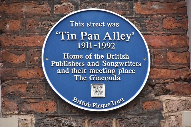Private Rock and Roll Music Tour of Central London - The Beatles’ Rooftop Concert at 3 Savile Row