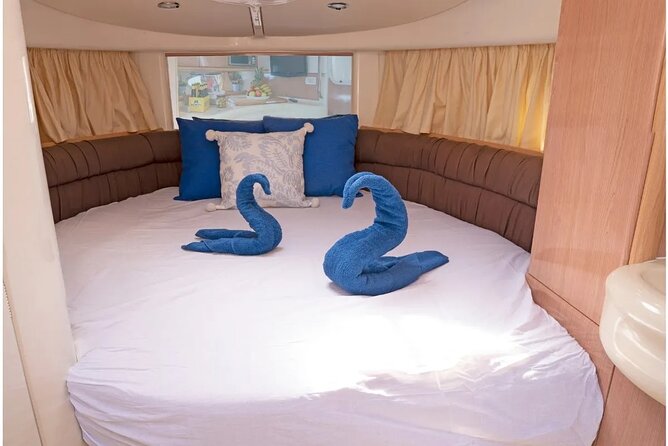 Private Romantic Dinner on a Yacht + 1 Night for 2 People - Who Will Most Enjoy This Experience?