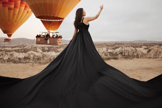 Private Romantic Photoshoot in Cappadocia with Balloon View - The Perfect Timing for your Photoshoot