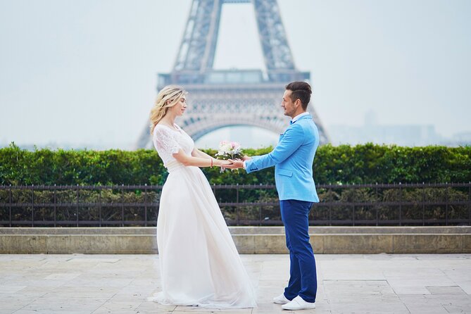Private Romantic Photoshoot in Paris with Bouquet of Flowers - The Photographers: Friendly, Skilled, and Professional