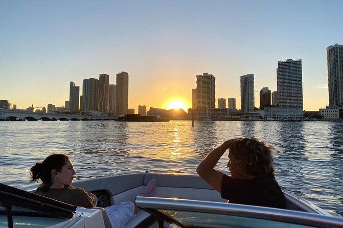 Private Romantic Sunset Boat Cruise in Fort Lauderdale! - A Calm, Relaxing Ride with Friendly Guides