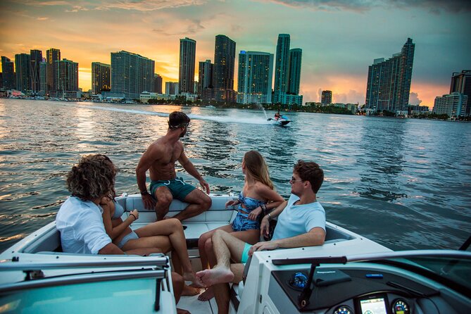 Private Romantic Sunset Boat Cruise in Fort Lauderdale! - Compliments on Service and Atmosphere