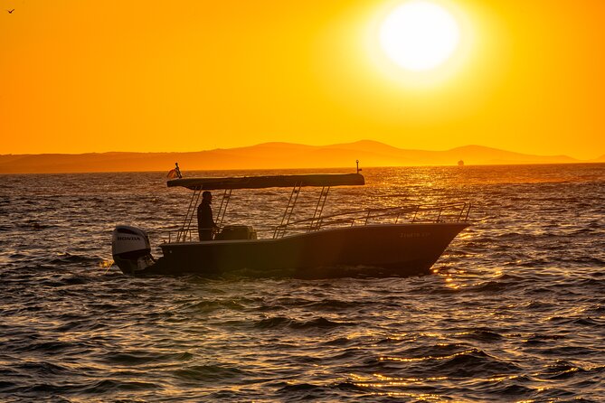 PRIVATE Romantic Sunset Boat Tour Zadar with Local Wine 1,5h - The Role of the Guides and Skippers
