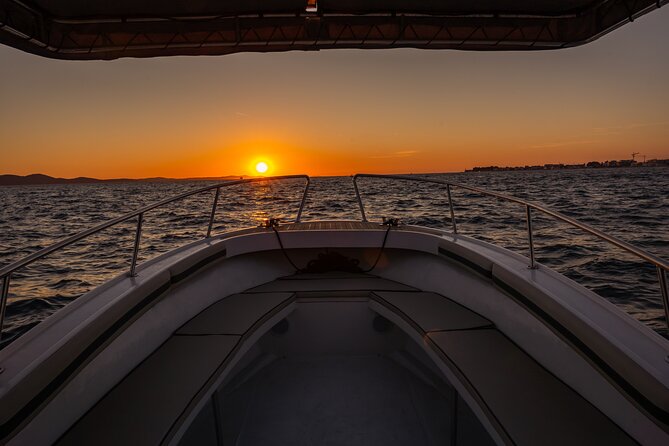 Private Romantic Sunset Cruise with Sparkling Wine and Music - Key Points