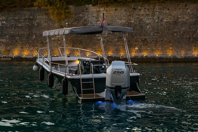 Private Romantic Sunset Cruise with Sparkling Wine and Music - What Makes the Sunset Views in Zadar Special