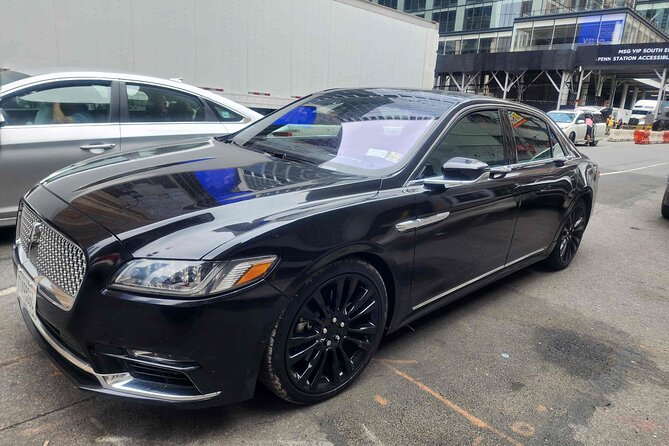 Private Round Trip EWR Newark Airport to and from New York City - Clear, Private Transportation Between Newark Airport and New York City for Up to 3 People