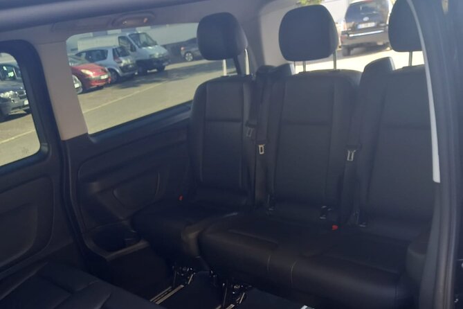 Private round trip transfer from/to PARIS  DISNEYLAND - How the Private Transfer Operates Between Paris and Disneyland