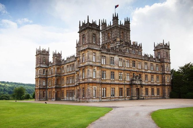 Private Round Trip Transfer : Heathrow or London to Highclere Castle - Key Points
