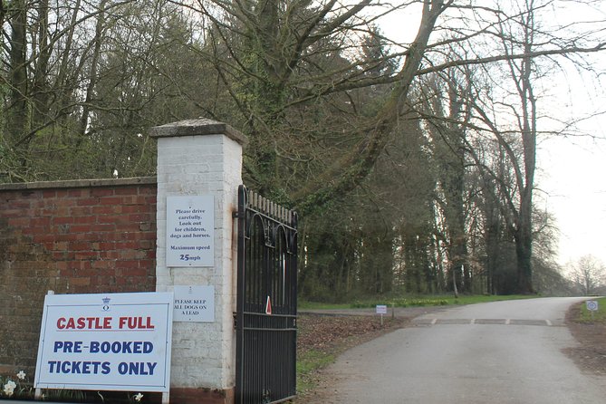 Private Round Trip Transfer : Heathrow or London to Highclere Castle - Additional Stops and Customization Options