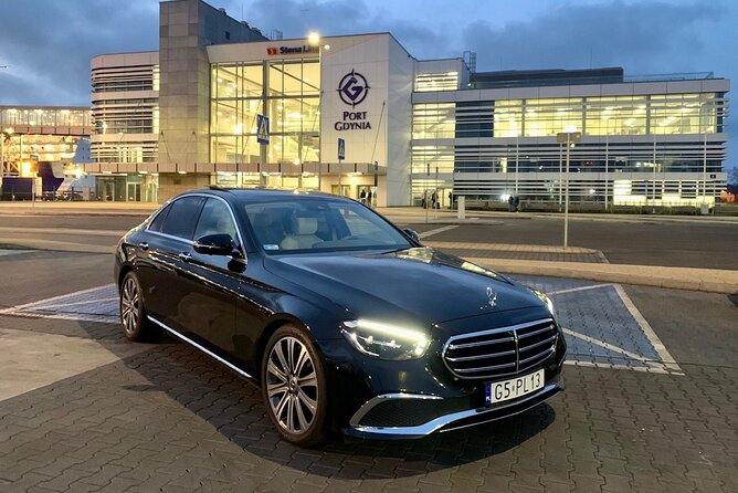 Private Round Trip Transfers from Gdansk Airport (GDN) to Gdansk - Who Should Consider This Transfer Service?