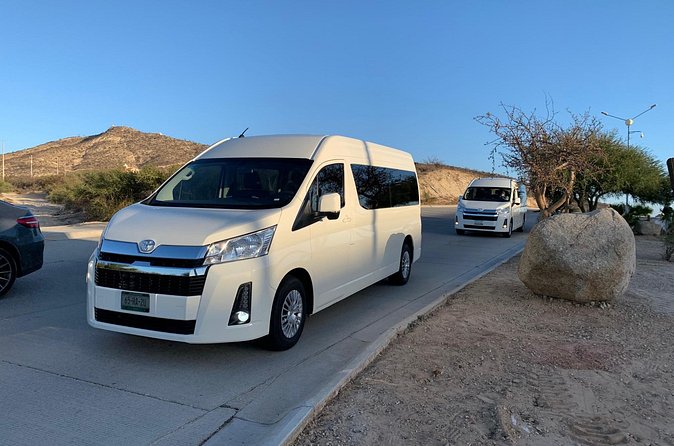 Private Roundtrip Transfer from Los Cabos Airport - Vehicle Options and Hotel Zone Coverage
