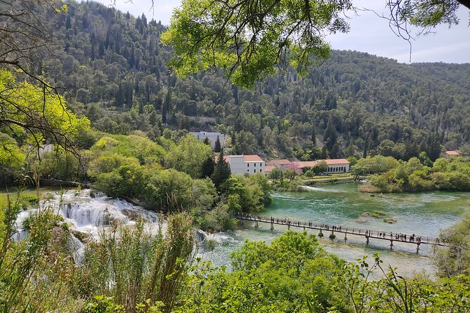 Private Roundtrip Transfer from Zadar to Krka National Park - The Strengths of a Personalized Private Transfer
