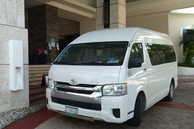 Private Roundtrip Transportation CUN Airport-Puerto Morelos - A Reliable and Private Transportation Option Between Cancun Airport and Puerto Morelos