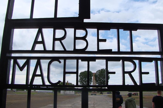 Private Sachsenhausen Concentration Camp Memorial Tour - Starting Point and Duration of the Sachsenhausen Tour