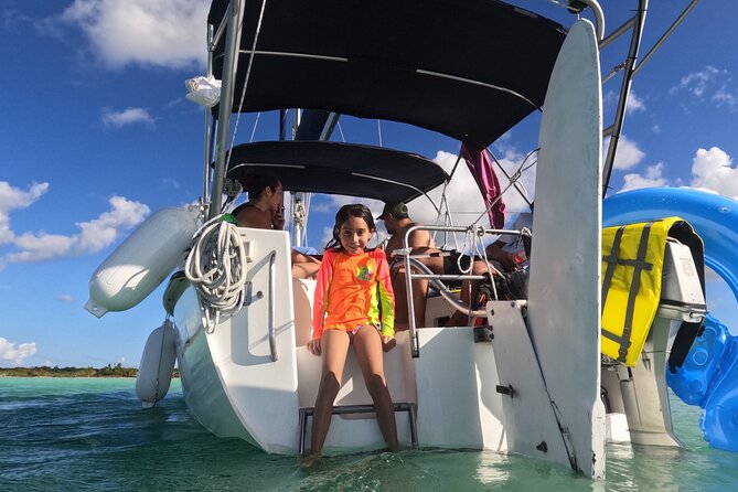 Private sailing excursions, nice spacious sailboats. - Highly Rated by Guests for Friendly Crew and Scenic Views