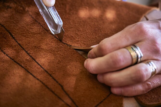 Private Sandal Making in Palma de Mallorca - Flexibility and Group Options