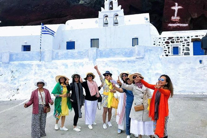 Private Santorini Highlights Day Tour - Final Stop at Perissa or Kamari Black Sand Beaches
