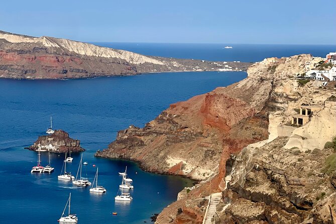 Private Santorini Tour: The Highlights - Discover Firostefanis Caldera Views and the Blue-Domed Church