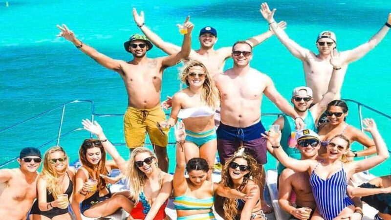 Private: Saona Island Speedboat and Catamaran Tour - Key Points