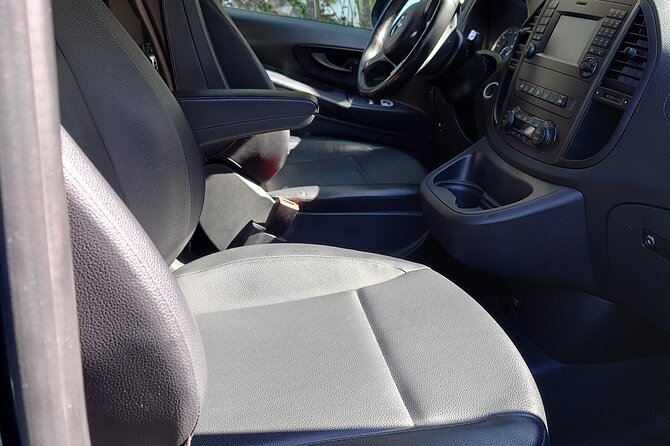 Private Savannah Airport to Tybee Island Transfer - Convenient Meeting Point at Savannah-Hilton Head Airport