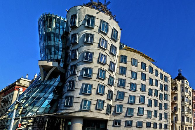 Private Scenic Transfer from Munich to Prague with 4h of Sightseeing - The Benefits of a Private, Personalized Service