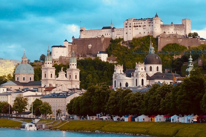 Private Scenic Transfer from Prague to Salzburg with 4h of Sightseeing - Meeting Points and Departure Details