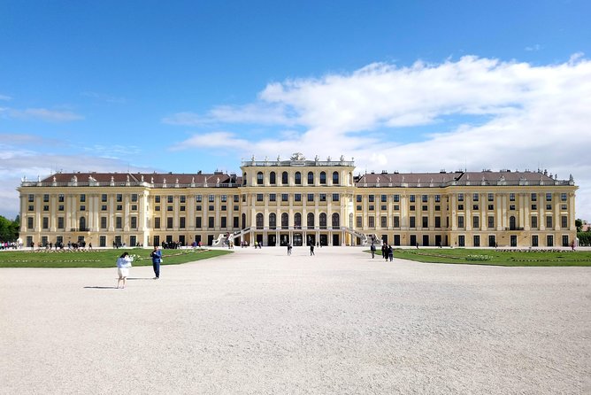 Private Schönbrunn Palace and Gardens Tour - Highlights of the Palace’s Architectural Marvels