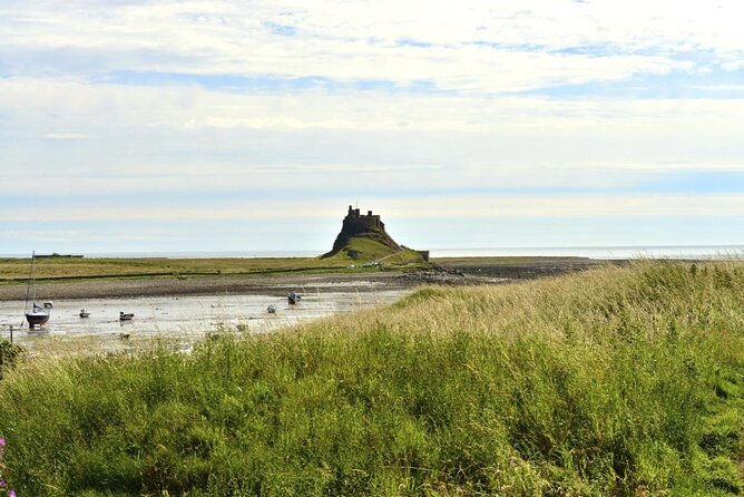 Private Scottish Borders, Lindisfarne Priory & Flodden Field Tour - Discover the Private Scottish Borders, Lindisfarne Priory & Flodden Field Tour