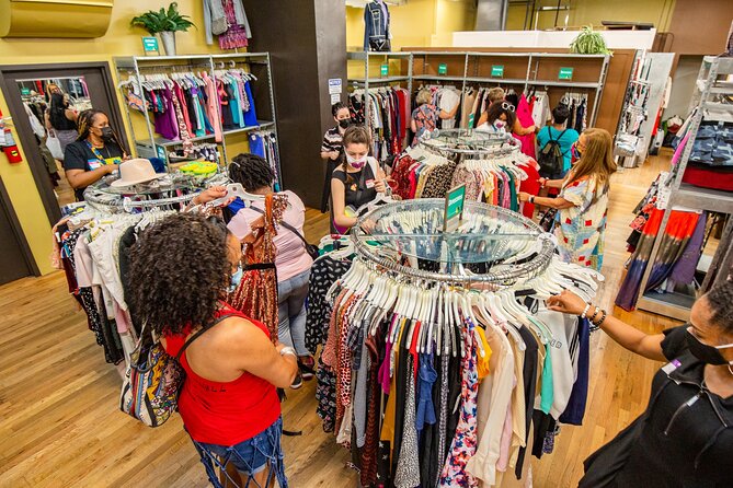 Private Secondhand Bargain Shopping & Styling Tour with a Personal Shopper - Exploring Chelseas Fashion and Art Scene