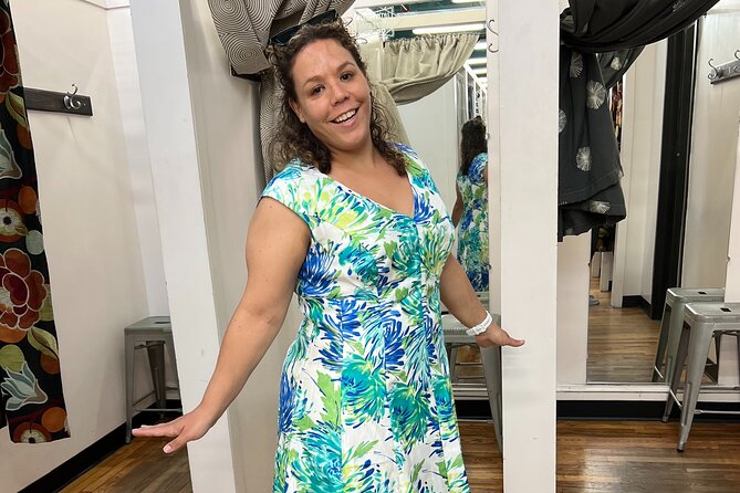Private Secondhand Bargain Shopping & Styling Tour with a Personal Shopper - Passing the Fashion Institute of Technology (FIT)