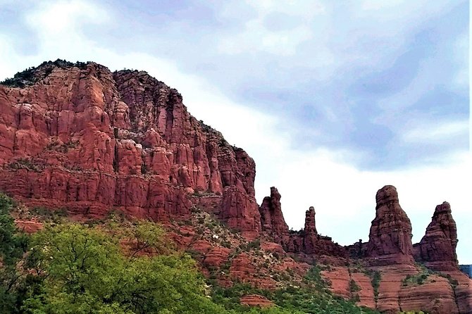 PRIVATE Sedona Jeep Tour On-Road - Highlights of Sedona - Visiting Sedonas Iconic Red Rock Overlooks