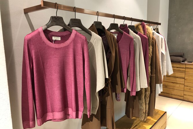 Private Shopping Tour for Milan Outlets - Discover Milan’s Fashion Quadrilateral on Via Manzoni and Via della Spiga