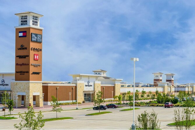 Private Shopping Tour from Dallas Hotels to Grand Prairie Outlets - Focused Shopping Time at Grand Prairie Outlets