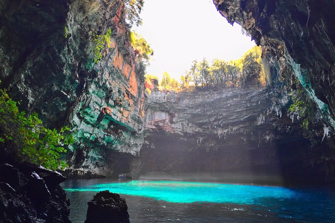 Private Shorex: Melissani,Drogarati, Myrtos & Wine tasting - Practical Details and Booking Information