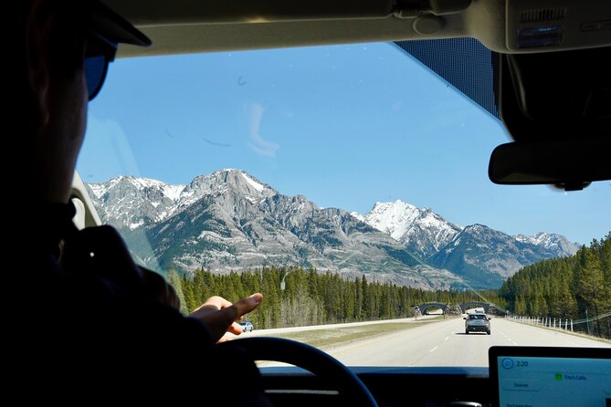Private Shuttle Service across Calgary & the Rockies - Discover a Private Shuttle Service for Calgary & the Rockies