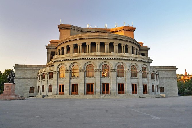 Private sightseeing and walking tour in Yerevan - Guides in English or Russian: Narratives That Enrich the Experience