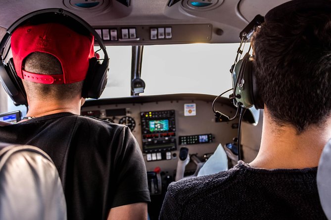 Private Sightseeing Flight above Frankfurt - Personal Route Planning with Your Pilot