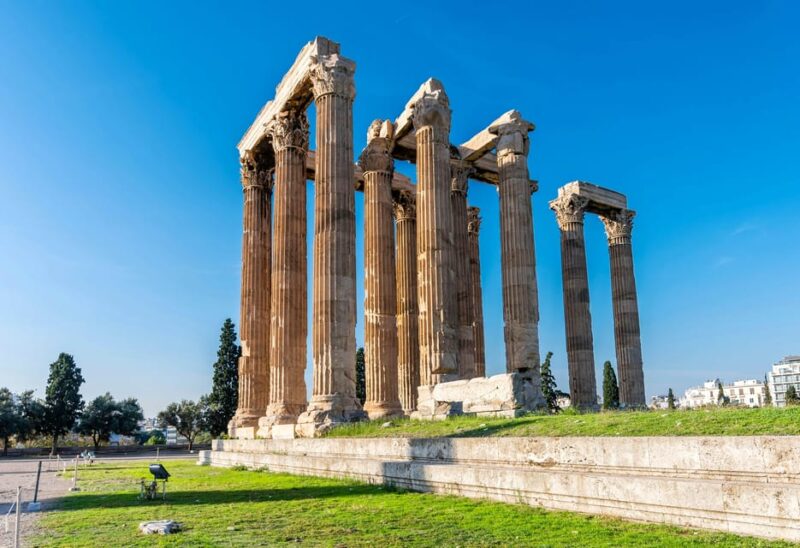 Private sightseeing in Athens (3 hours) - Stopping at Iconic Sites for Photos and Short Visits