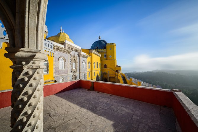 Private Sintra Tour from Lisbon with Professional Guide - Visiting the Moorish Castle for Panoramic Views