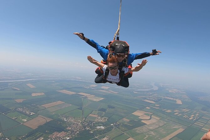 Private Skydiving Experience In Belgrade - Is This Skydiving Tour for You?