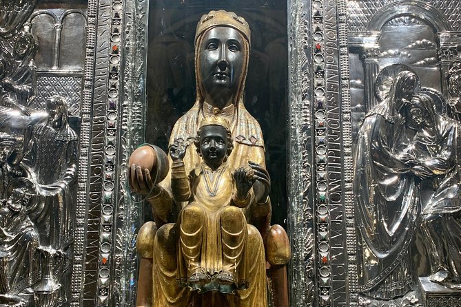 Private Small Group Full Day Tour- Montserrat and Cava Visit with Lunch and Transportation - Key Points