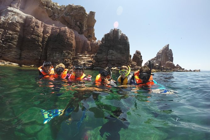 Private Snorkeling Tour in Cabo San Lucas - Logistics: Meeting Point and Group Size