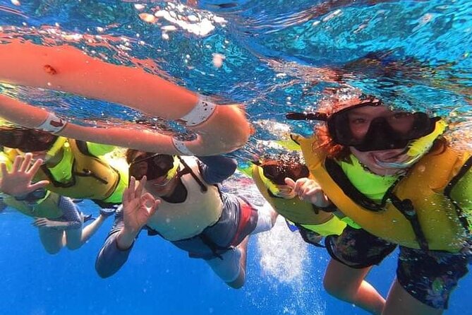 Private snorkeling tour to El Cielo - Visiting Playa El Cielo: Beach of Countless Starfish