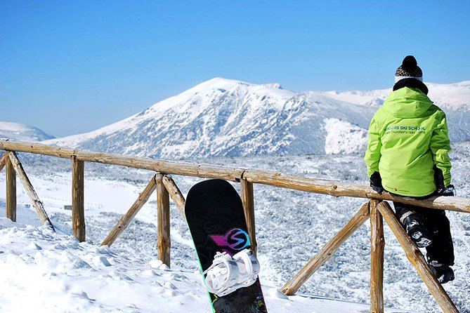 Private snowboard lessons - Personalized Snowboard Learning in Borovets with Private Lessons