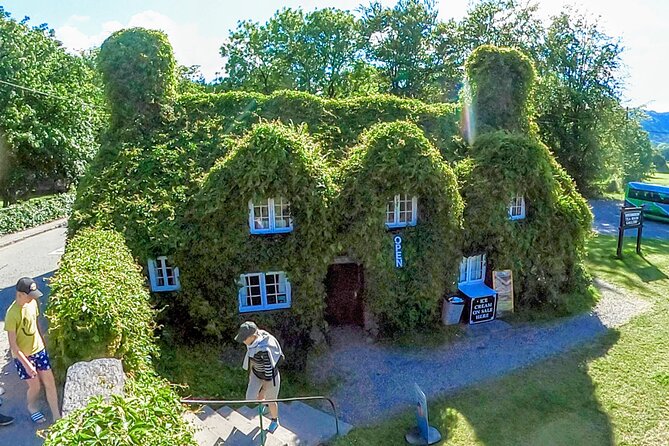 Private Snowdonia Essentials Hollyhead Shore Excursion - Exploring Padarn Country Park and Dolbadarn Castle