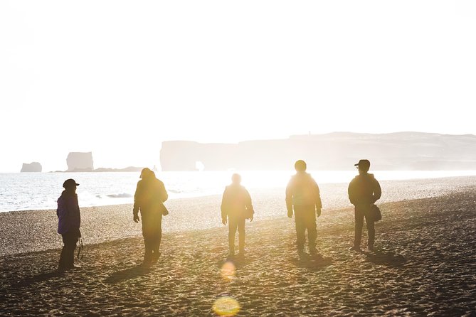 Private South Coast Fire and Ice: Glacier viewpoint & Lava Show - The Lava Show: Volcano Drama in Vik