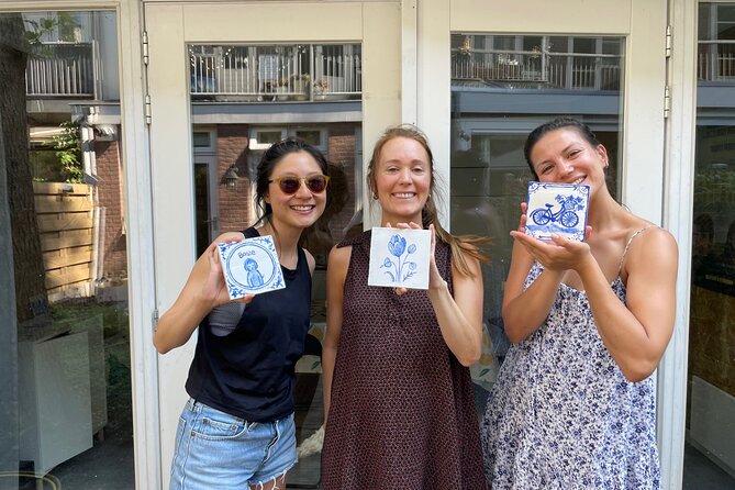 Private Souvenir Creation in Dutch Delft Blue from Netherlands - Exploring the Rich Heritage of Delft Blue