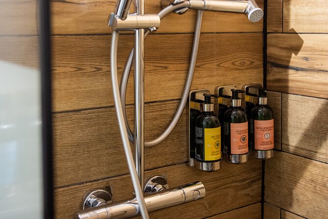 Private Spa with Jacuzzi and Sauna - Exclusive Private Spa Experience in Prague with Jacuzzi and Saunas