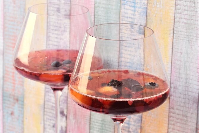 Private Sparkling Wine Tasting in Istria - Family-Friendly Atmosphere and Child Entertainment